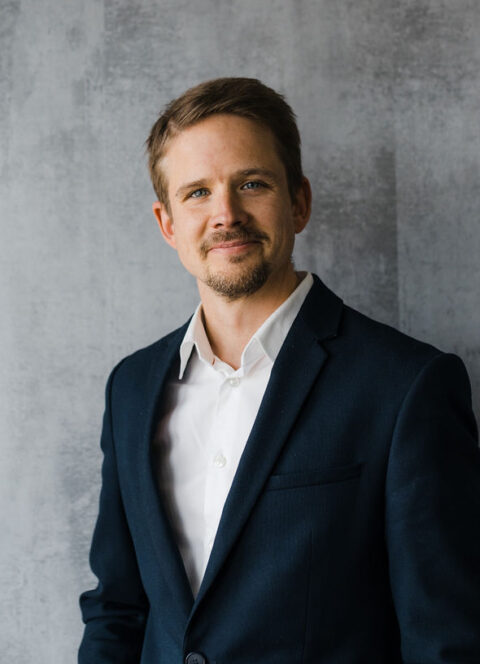 Adam Enhörning MARKNAD/FÖRSÄLJNING